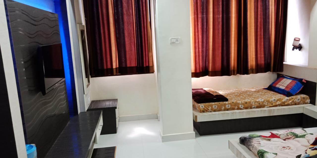 Hotel Madhumalti Матеран Экстерьер фото